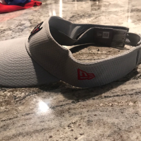 bucs visor - Picture 2 of 3